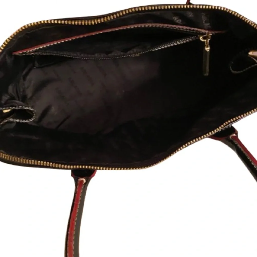 Arcadia Women’s Black Patent Leather Dome Handbag Zip Closure Made in Italy EUC